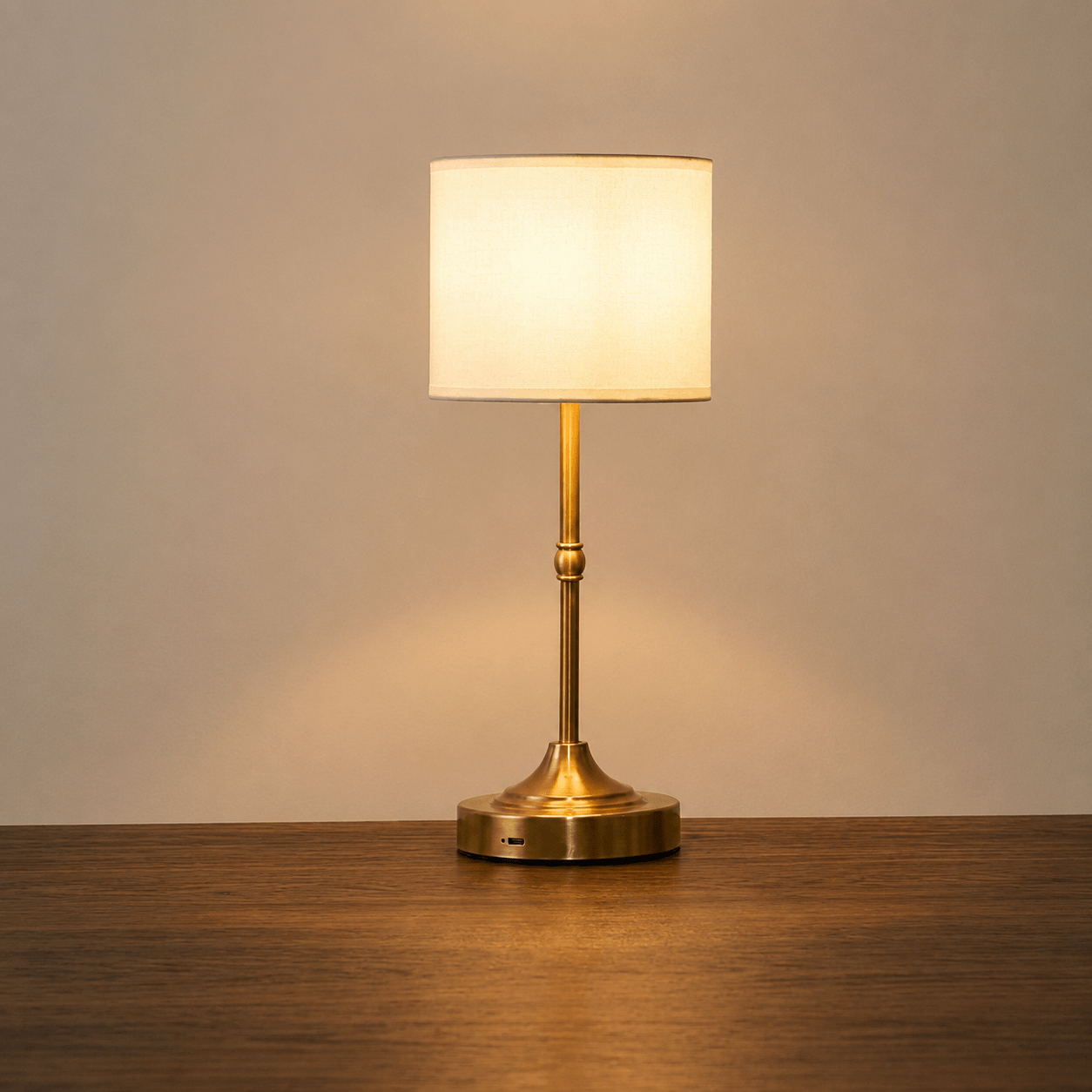 Cordless & Rechargeable Lamp – Antique Brass